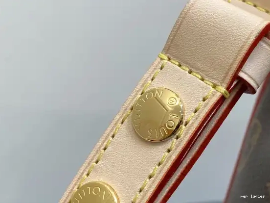 Cheap VUITTON DAUPHINE-28*20*11CM LOUIS 0506